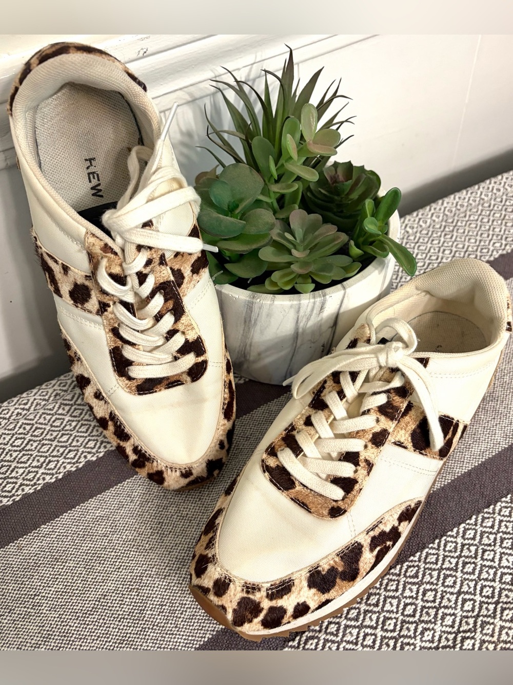 J.Crew Calf Hair Leopard Print Sneakers Size 7 Neutral Lace Up Sneakers